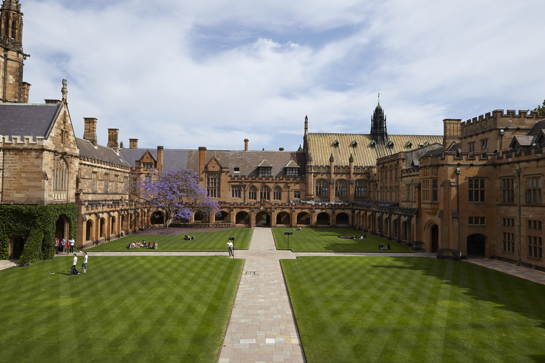 Avustralya ve Yeni Zelanda'nın En iyi Üniversiteleri